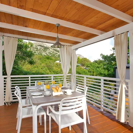פארק נופש Valamar Lanterna 4*